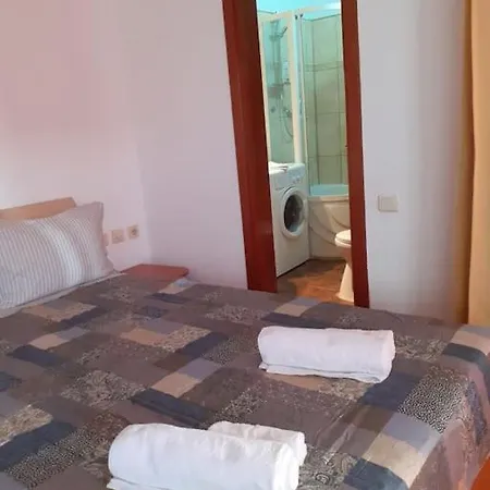 The Location In The Center With A Terrace Bükreş