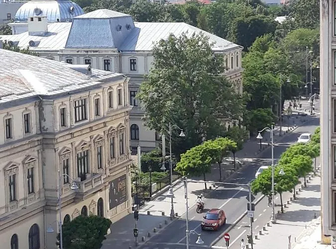 아파트 The Location In The Center With A Terrace